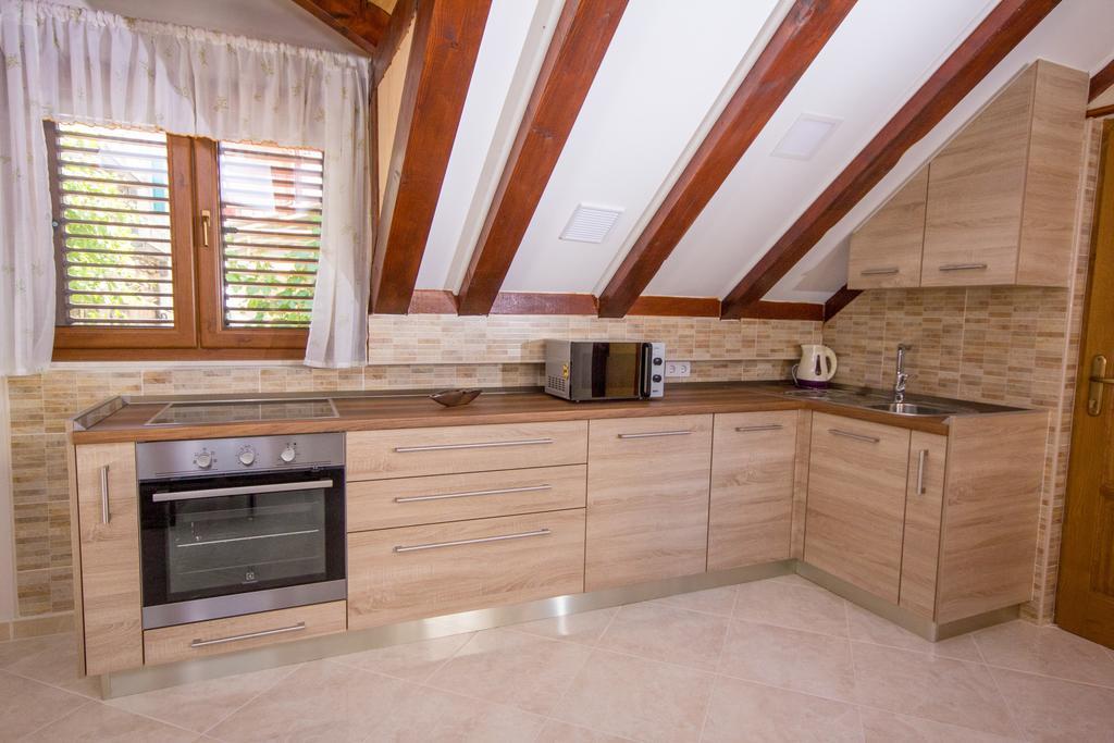 Apartment Niko Kastel Stari Kaštela 部屋 写真